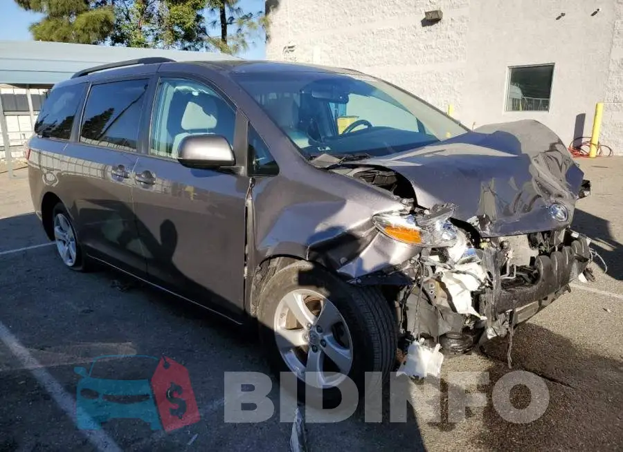 5TDKZ3DCXHS785821 Photo# 4
