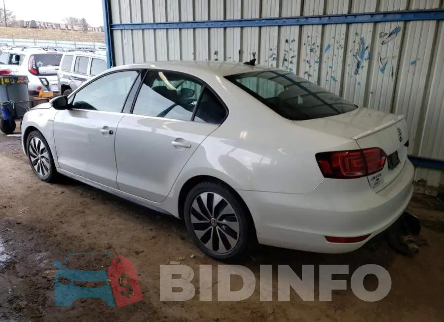 3VW637AJ4EM228893 Photo# 2