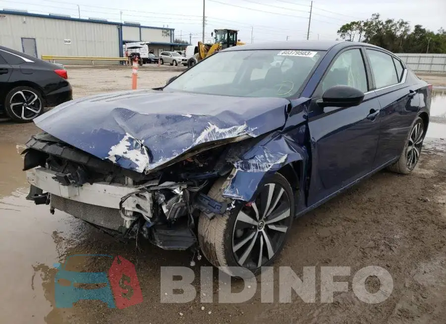 1N4BL4CV2KC190616 Photo# 1
