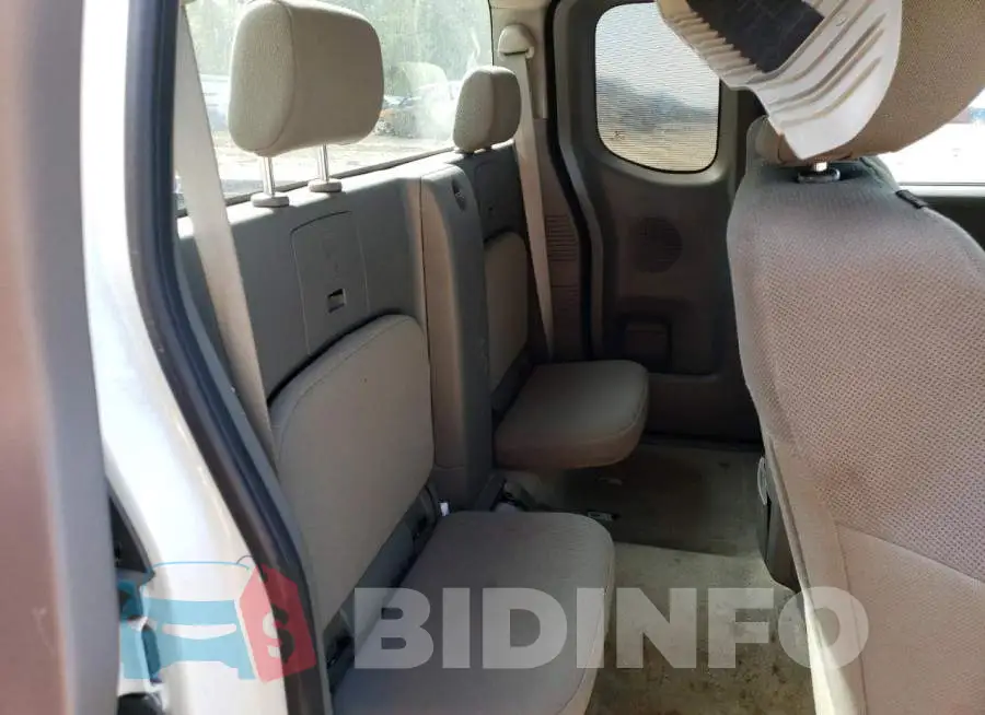 1N6BD0CT9JN728632 Photo# 10