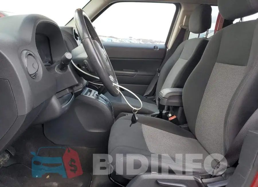 1C4NJRFB1ED760986 Photo# 7
