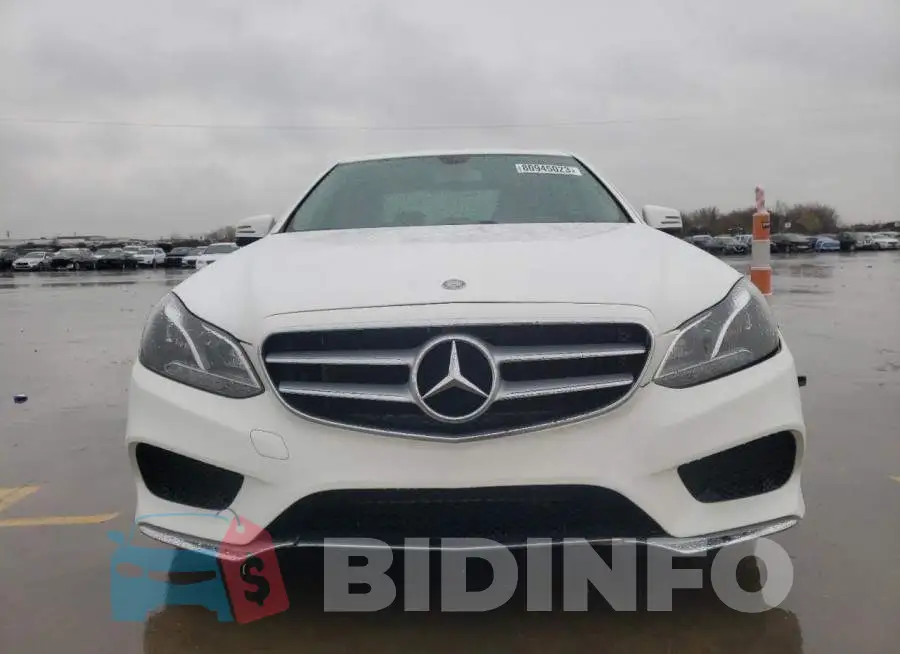 WDDHF5KB4GB178110 Photo# 5