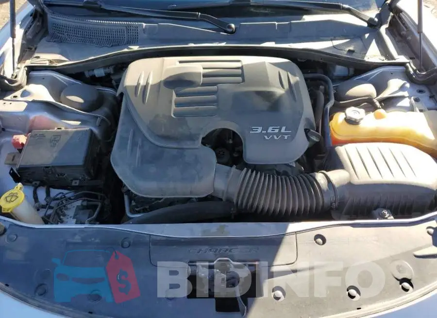 2C3CDXHG1GH257187 Photo# 11