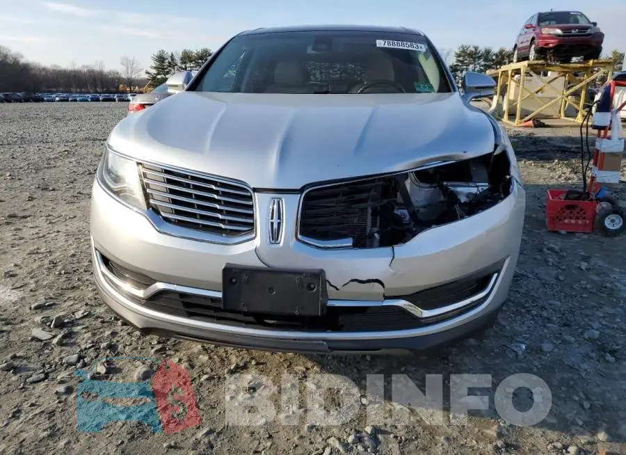 2LMTJ8LR7GBL43965 Photo# 5