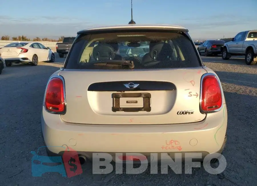 WMWXP5C55G3B14325 Photo# 6