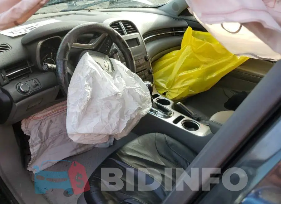 1G11B5SL4FF175403 Photo# 8