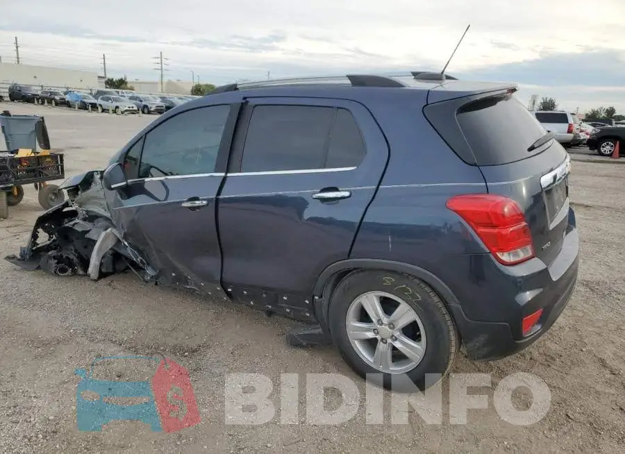 3GNCJLSB9JL225152 Photo# 2