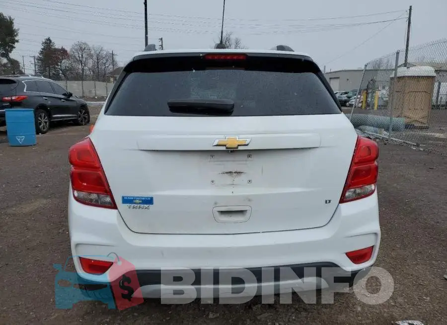 KL7CJLSB1JB541197 Photo# 6