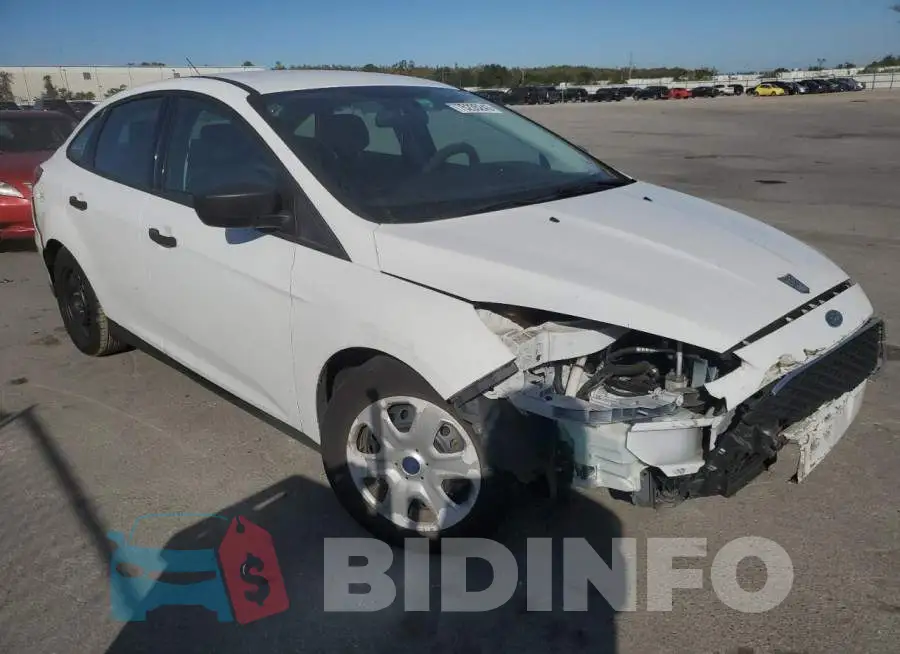 1FADP3E23GL368034 Photo# 4