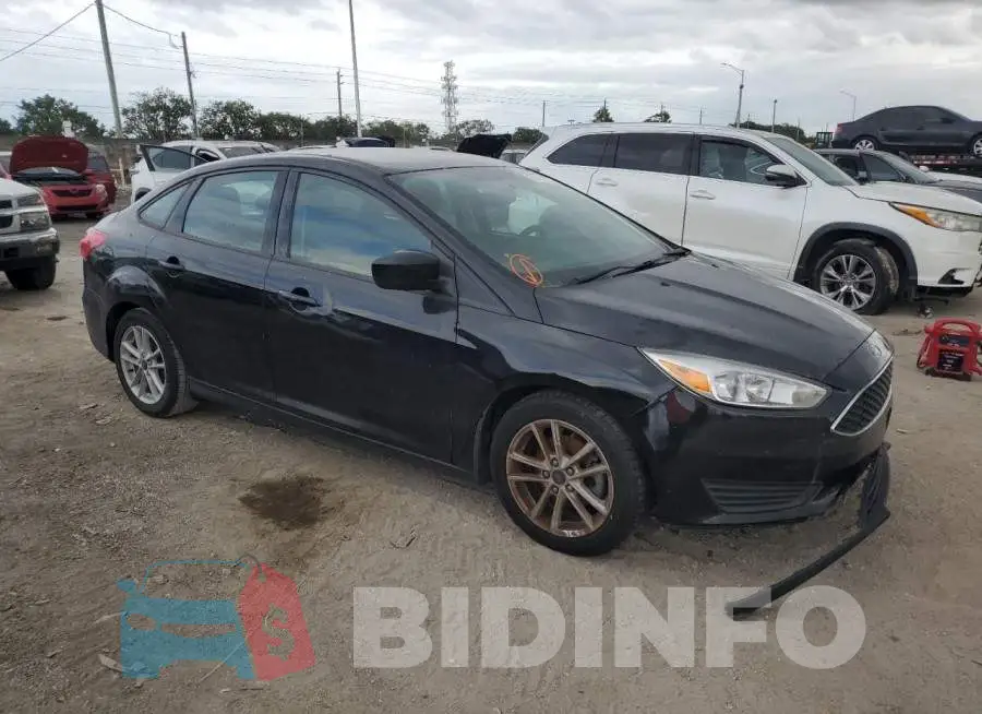 1FADP3F22JL277147 Photo# 4