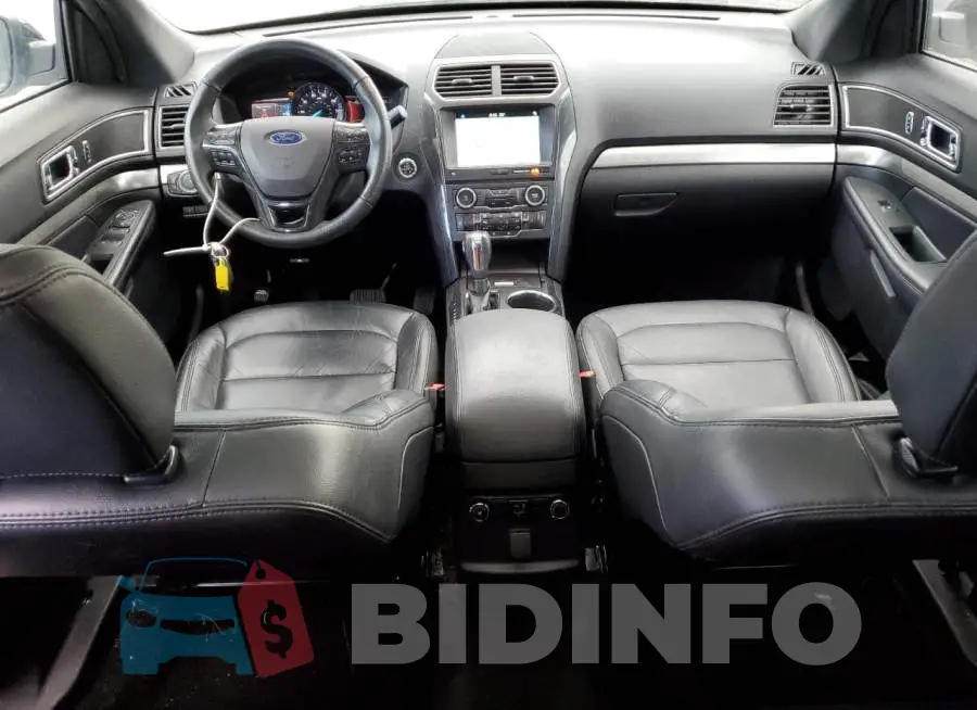 1FM5K8D87JGB14323 Photo# 8