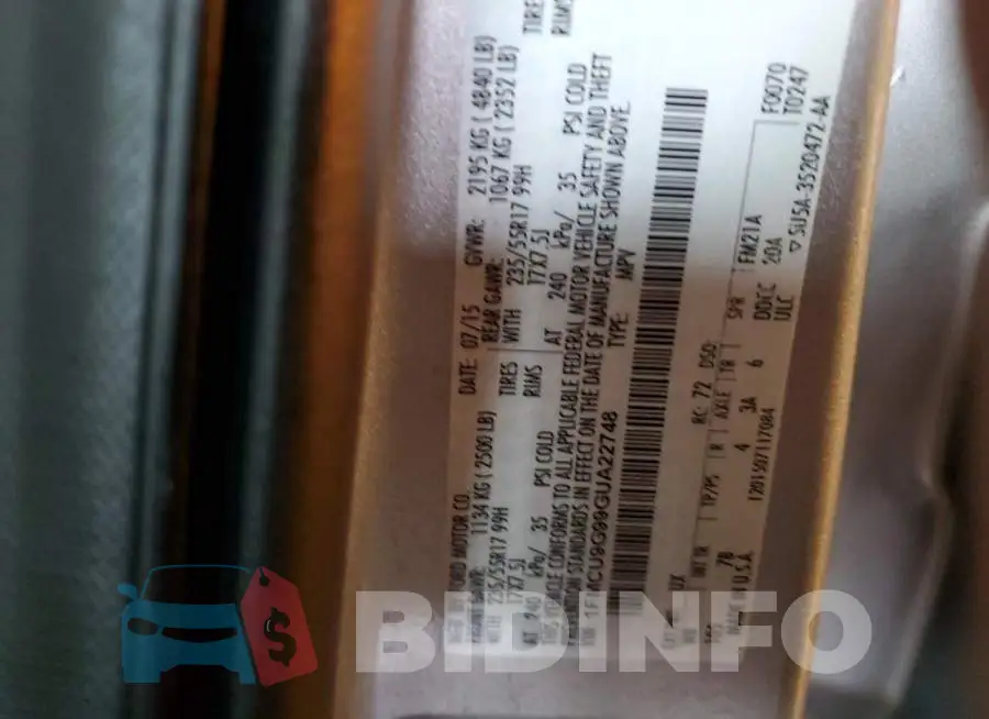 1FMCU9G99GUA22748 Photo# 13