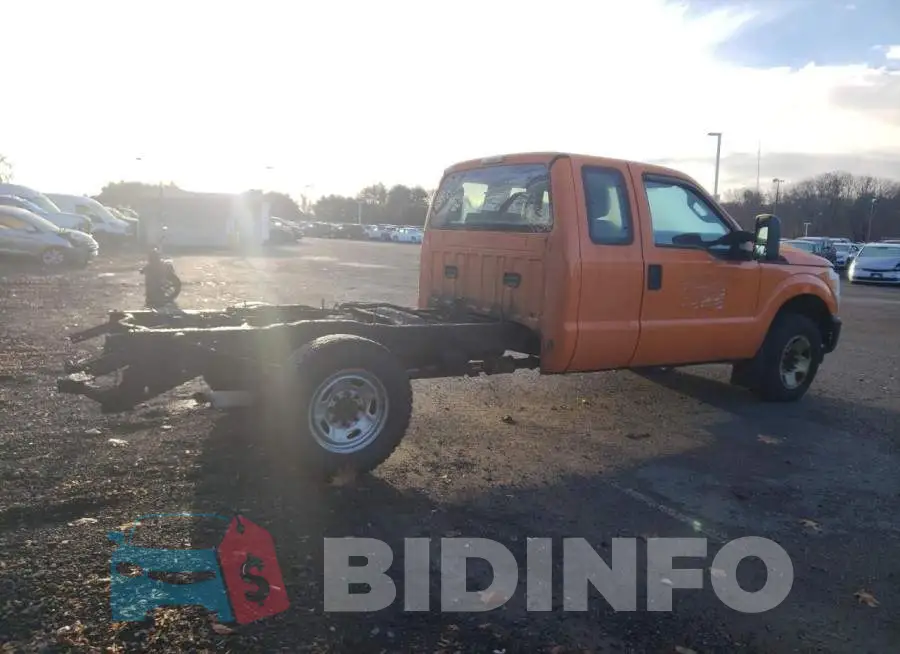 1FT7X2A60GEA53013 Photo# 3