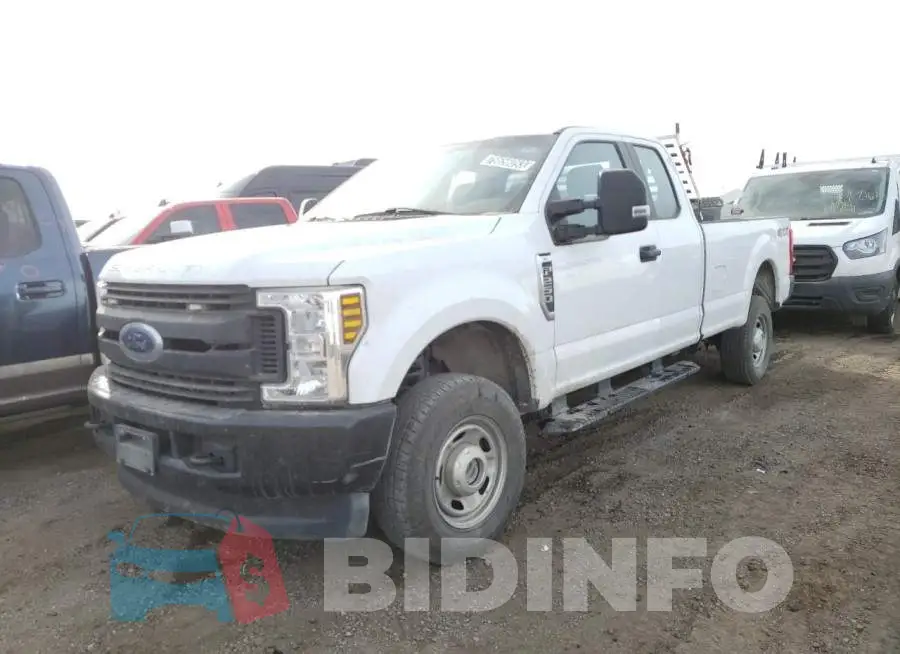 1FT7X2B60KEC24978 Photo# 1