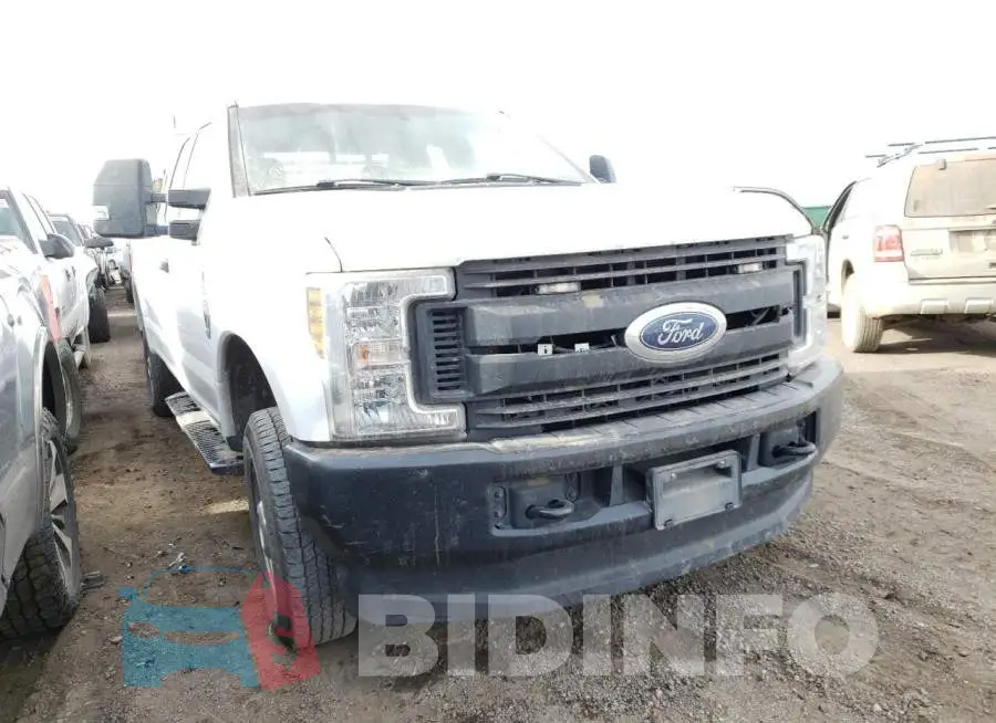1FT7X2B60KEC24978 Photo# 4