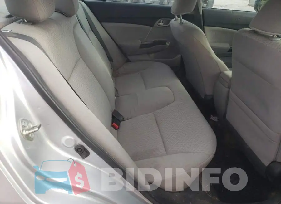 19XFB2F55EE061121 Photo# 10