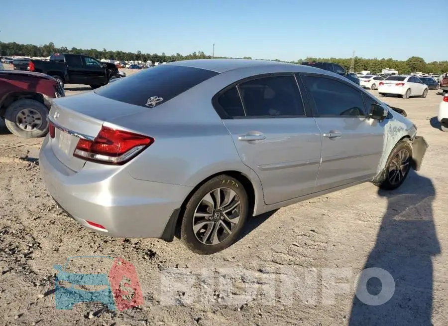 19XFB2F84FE010768 Photo# 3