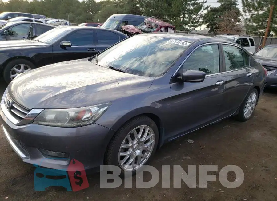 1HGCR2F52EA224844 Photo# 1