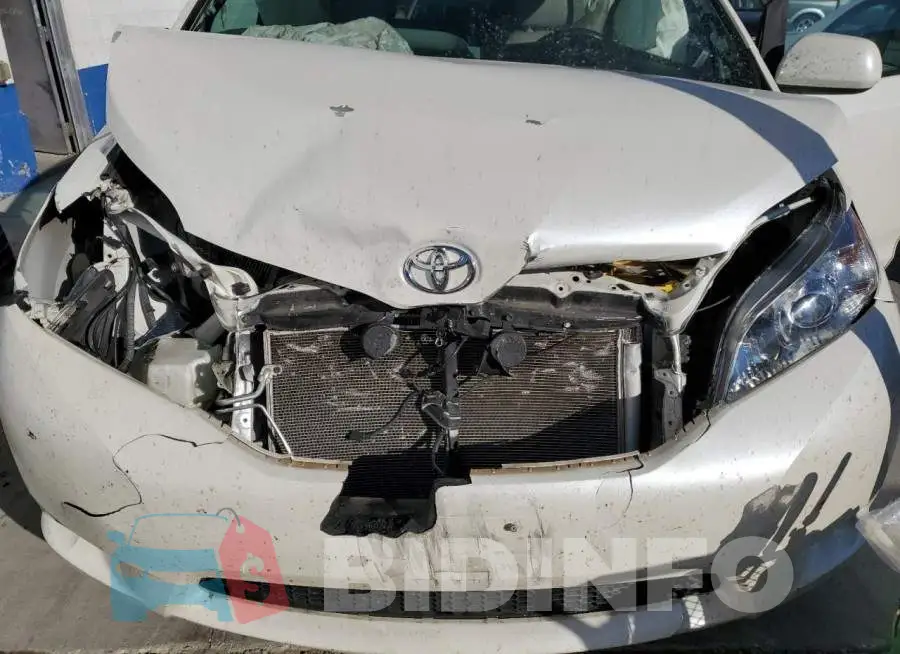 5TDYK3DCXFS663861 Photo# 11