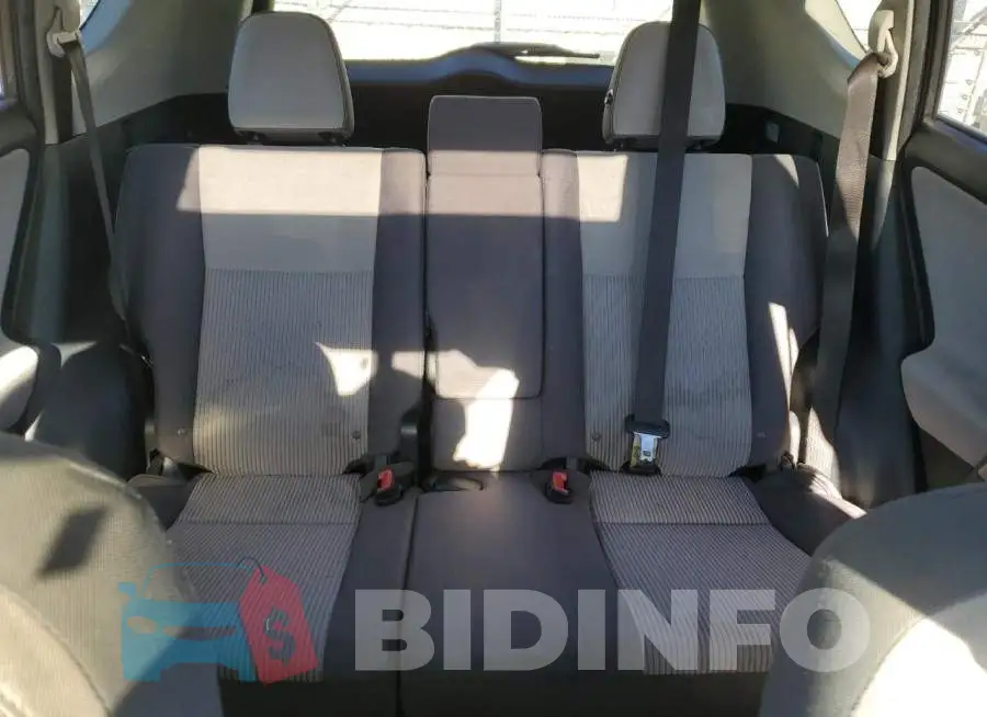 JTMWFREV4FD052718 Photo# 10