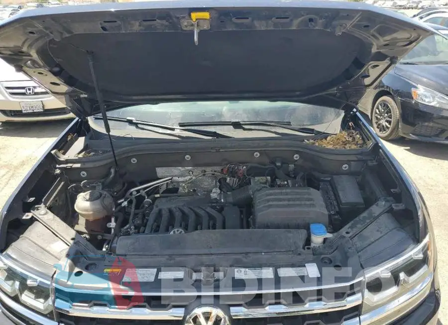1V2MR2CA6KC584542 Photo# 12