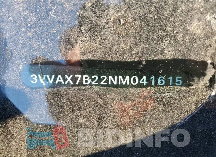 3VVAX7B22NM041615 Photo# 13