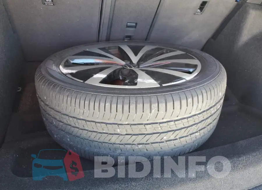 3VVRX7B23NM087392 Photo# 13