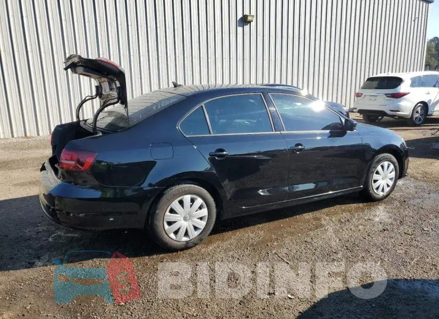3VW267AJ0GM357982 Photo# 3