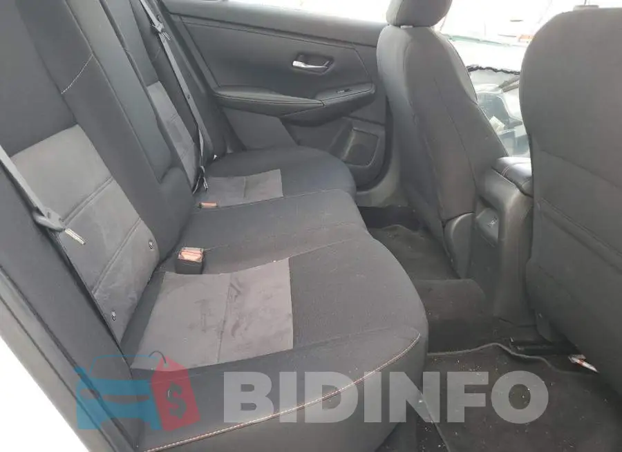 3N1AB8DV0PY230076 Photo# 10