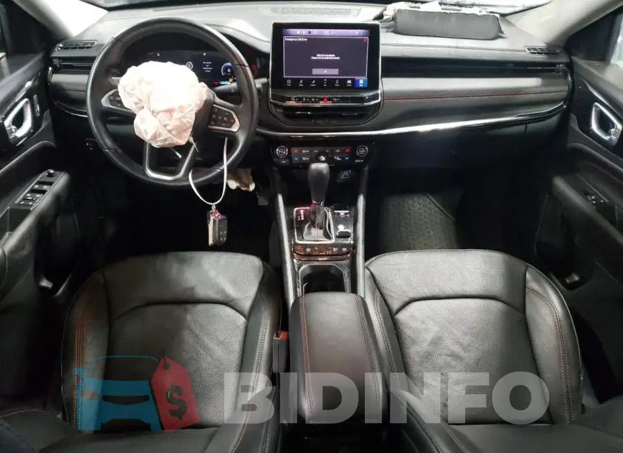 3C4NJDDB0NT115200 Photo# 8