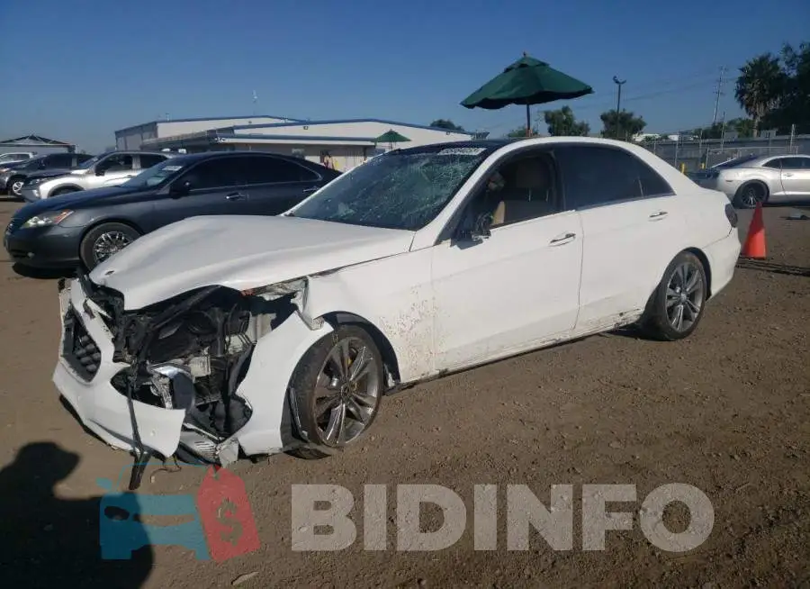 WDDHF5KB2FB128241 Photo# 1
