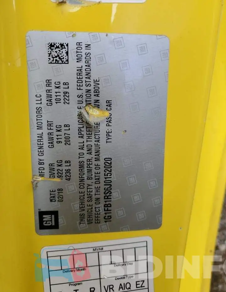 1G1FB1RS6J0152020 Photo# 12