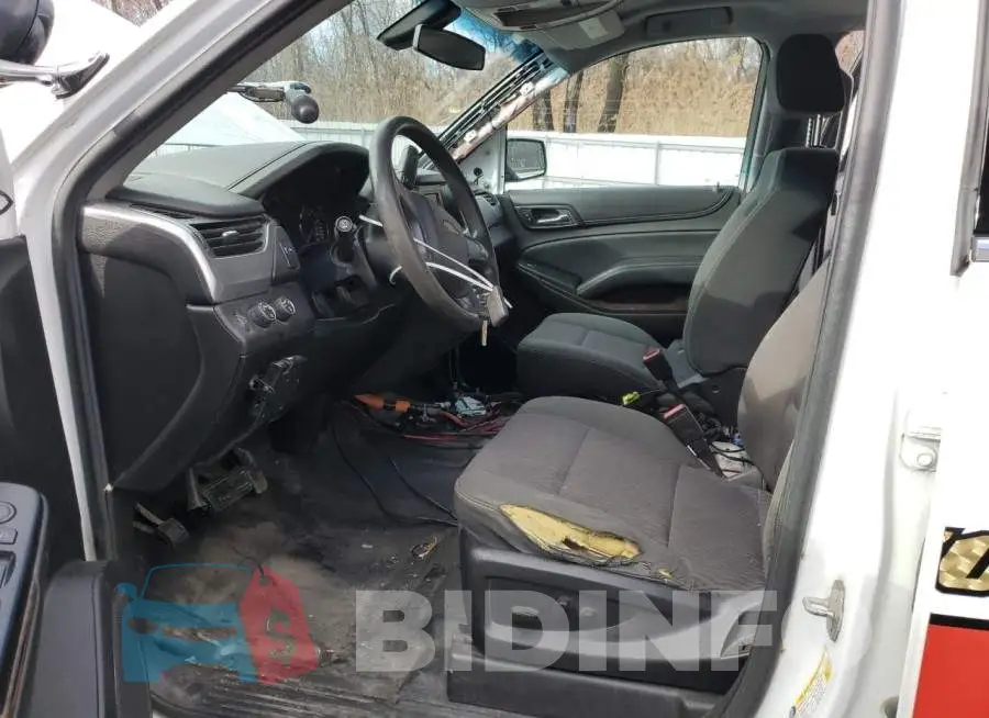1GNSKFKC1GR327016 Photo# 7
