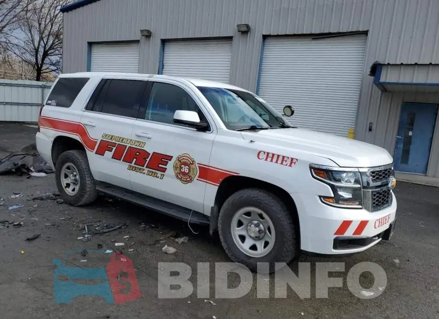1GNSKFKC1GR327016 Photo# 4