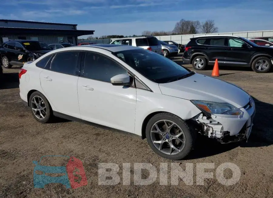 1FADP3F28EL368042 Photo# 4