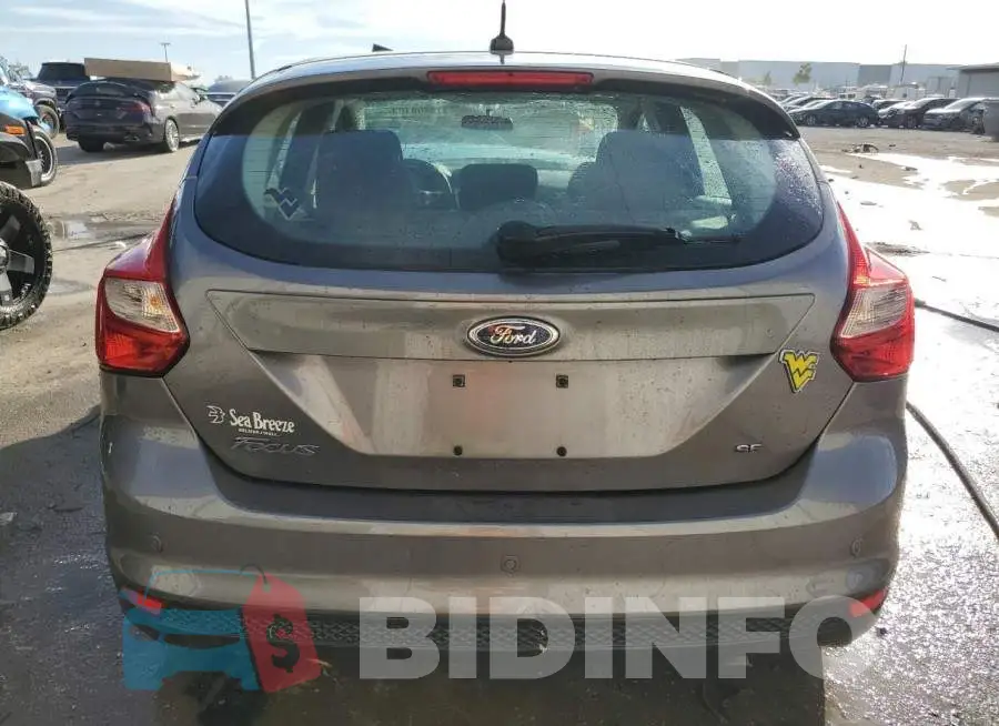 1FADP3K26EL172168 Photo# 6