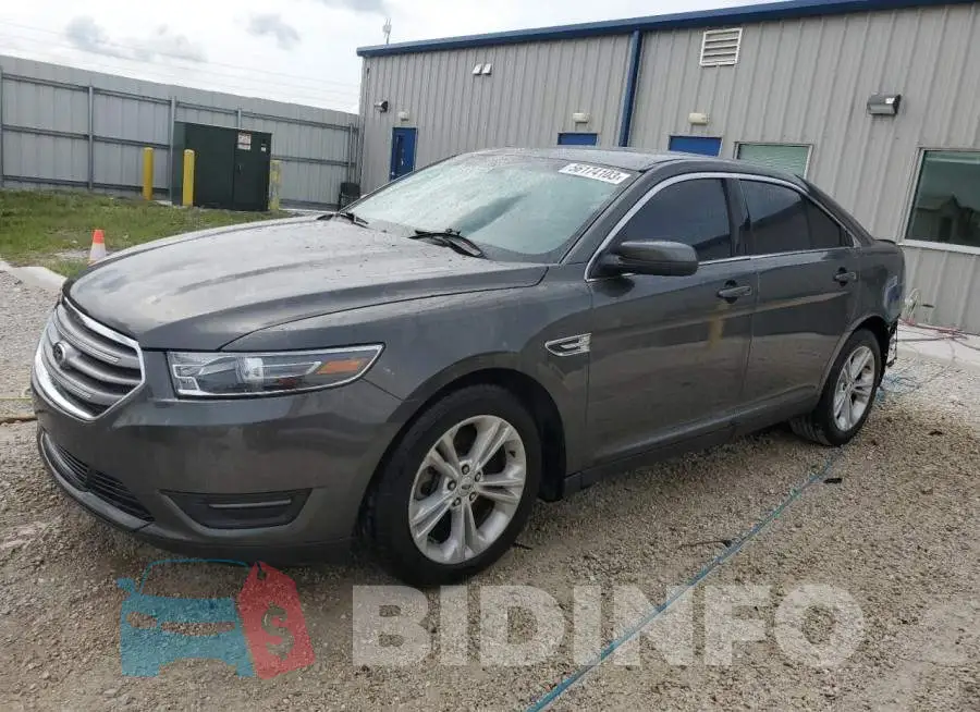 1FAHP2E82FG134829 Photo# 1
