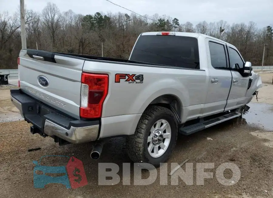 1FT7W2B61JEB33817 Photo# 3