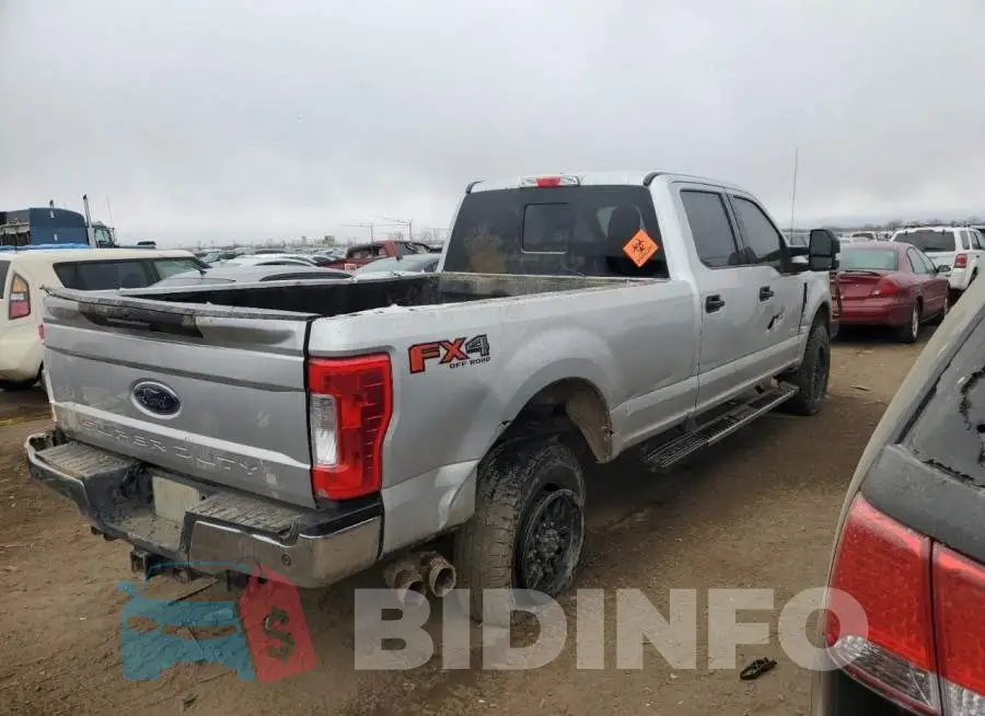 1FT8W3BT2JEC91521 Photo# 3