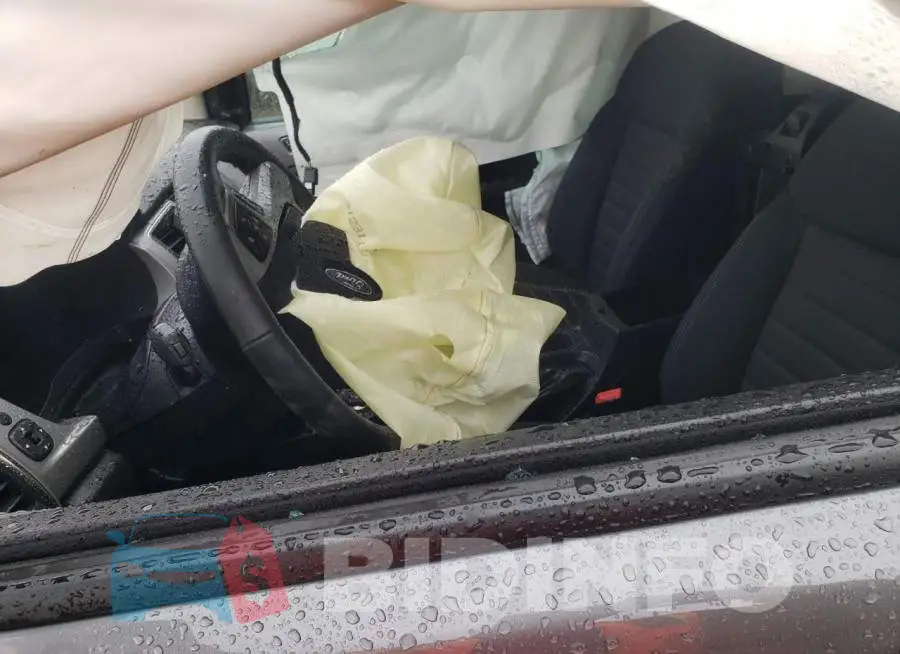 1FTER4FH6PLE15512 Photo# 7