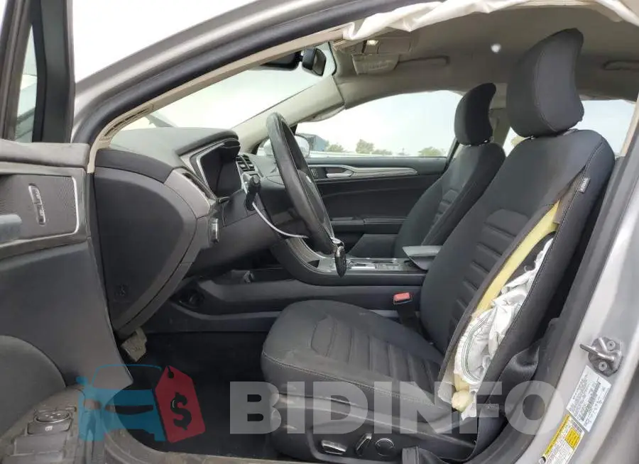 3FA6P0LU3KR201498 Photo# 7