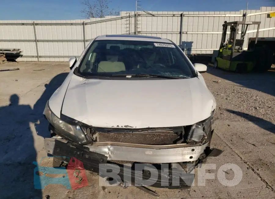 19XFB2F8XEE031719 Photo# 5