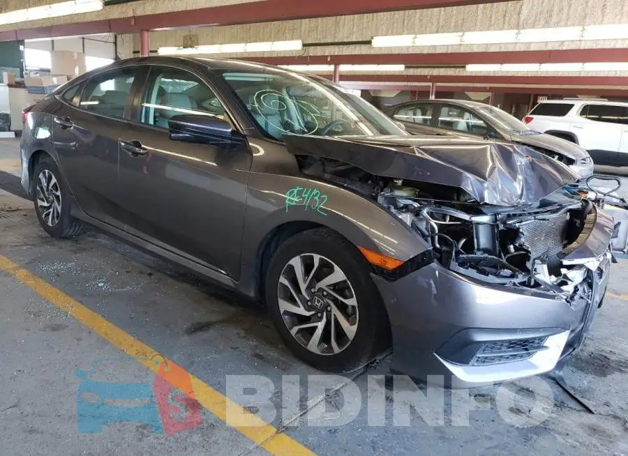 19XFC2F70HE022777 Photo# 4