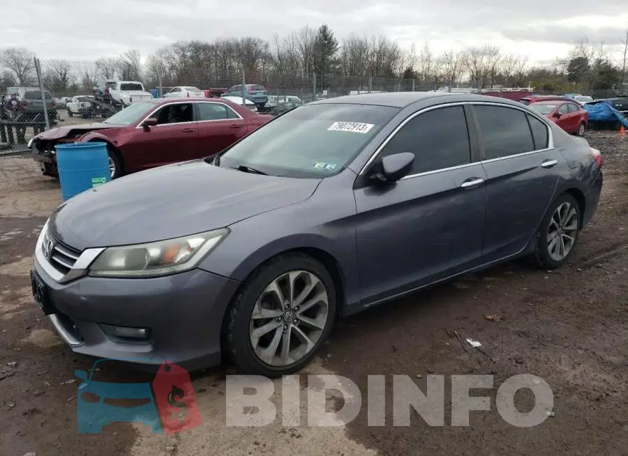 1HGCR2F50FA135632 Photo# 1