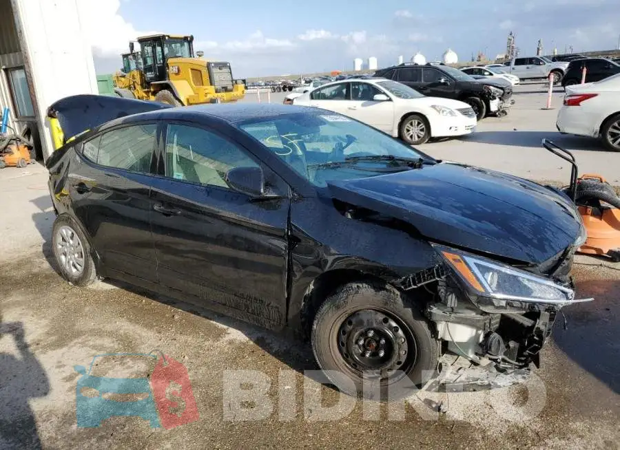 5NPD74LF3KH402668 Photo# 4