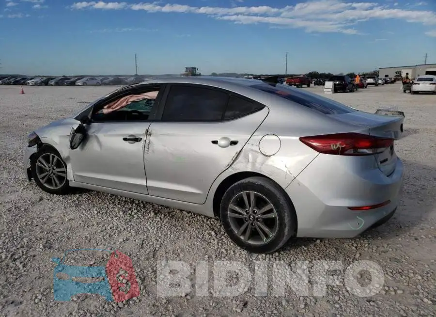 5NPD84LF7HH114464 Photo# 2