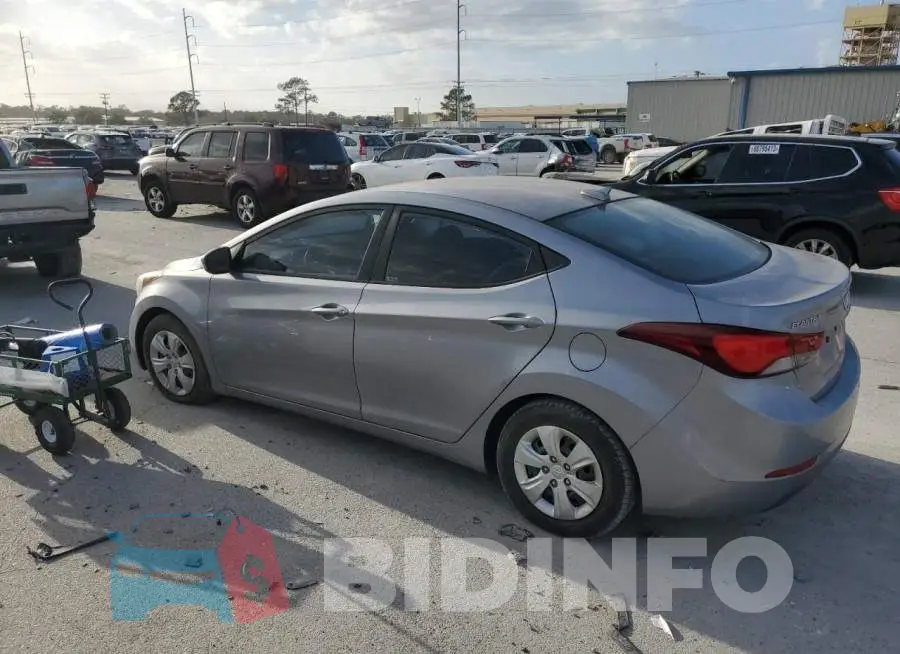 5NPDH4AE2GH723857 Photo# 2