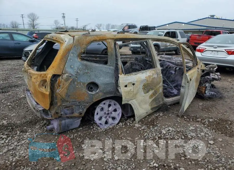 JF2SKAFC6MH552167 Photo# 3