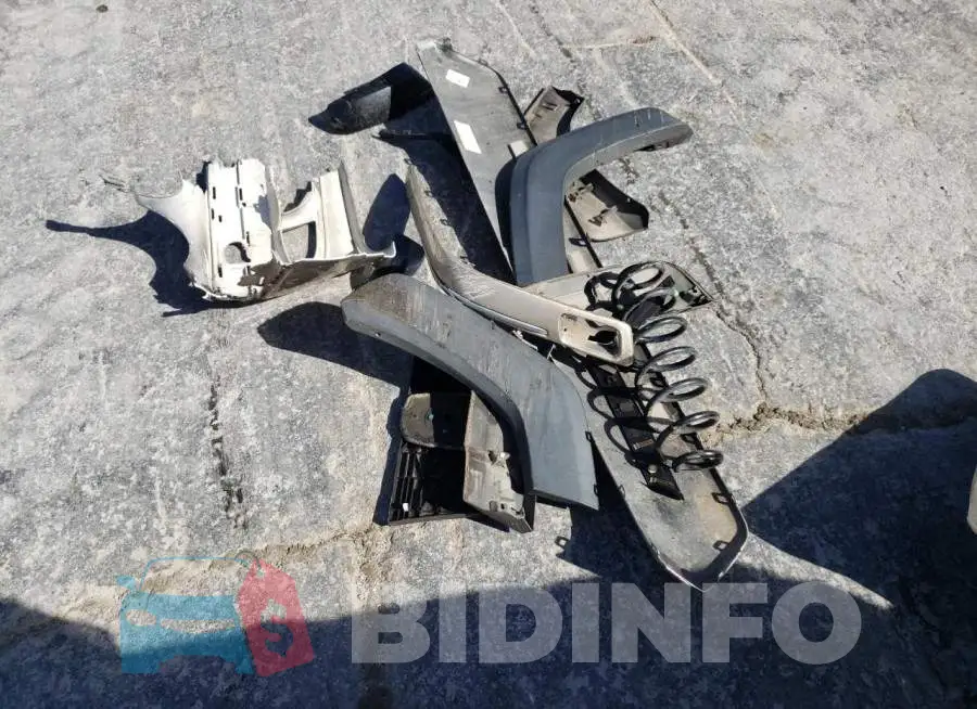 2T3J1RFV6KW002794 Photo# 13