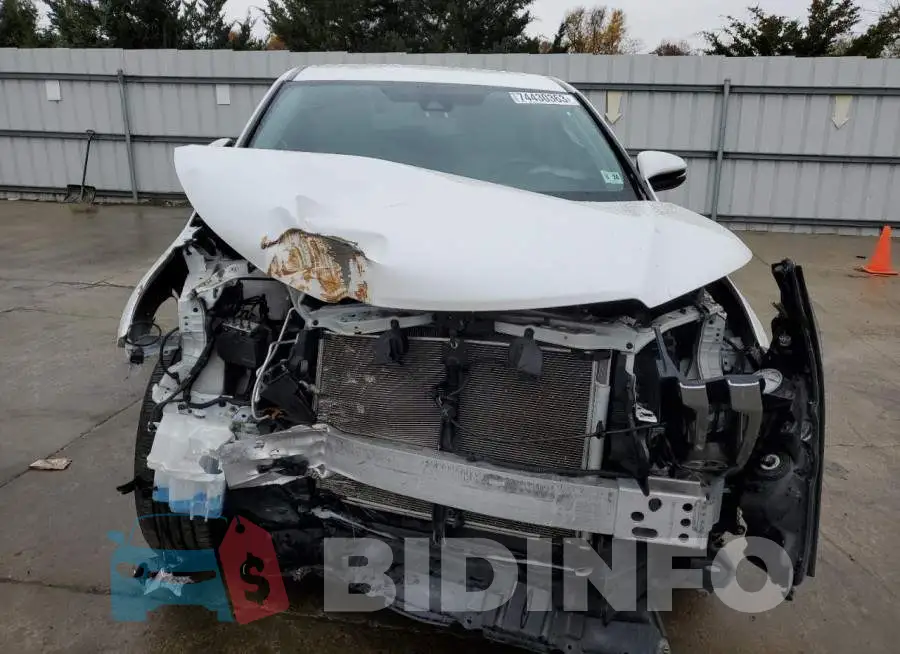 5TDBZRFH1KS705681 Photo# 5